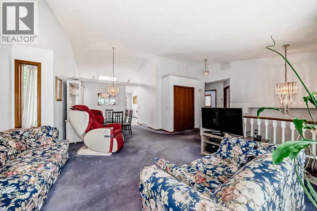 28 Harvest Oak Drive NE