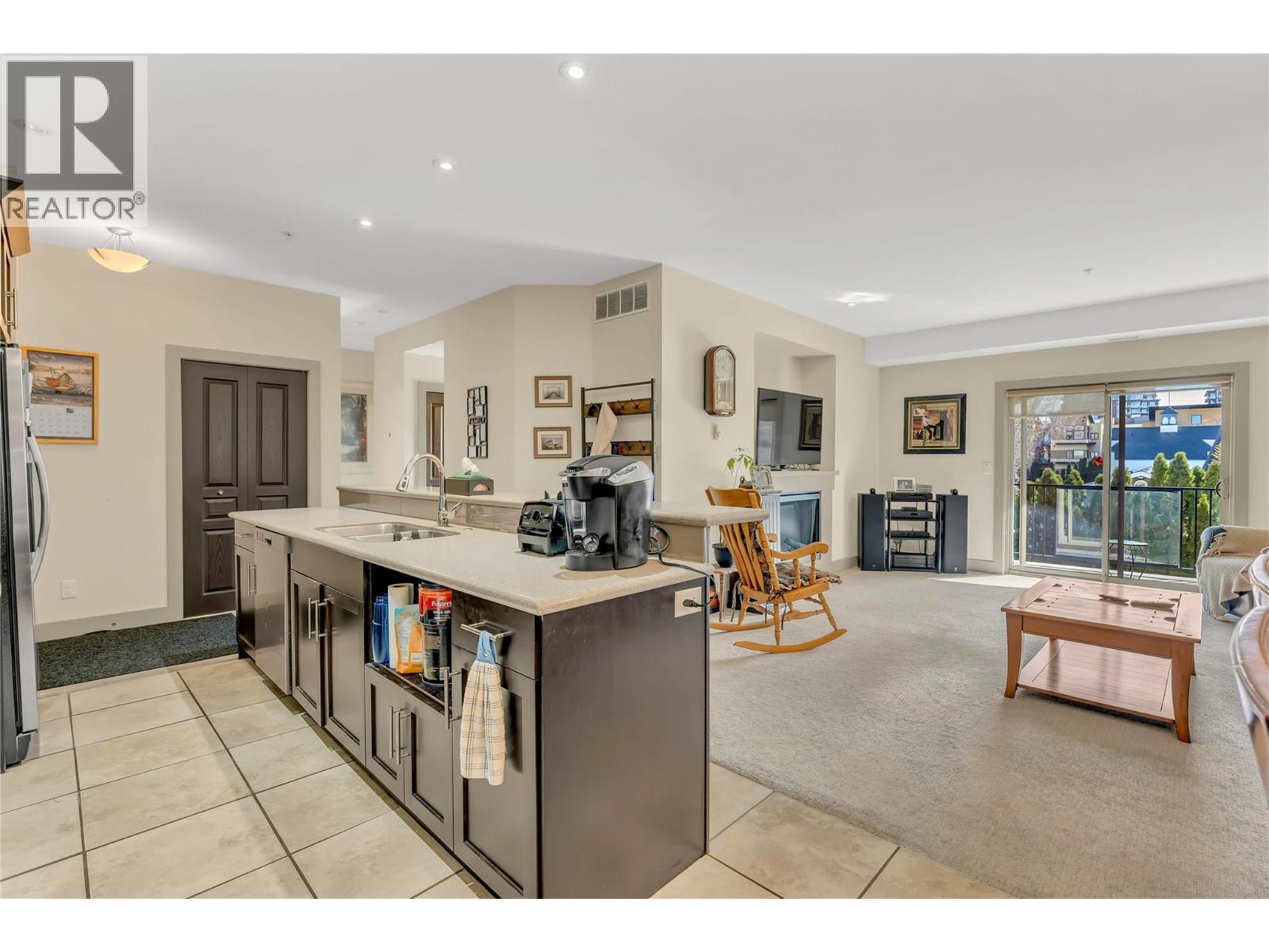 250 Waterford Avenue Unit# 208