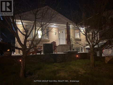 33 MYSTIC AVENUE Toronto (Oakridge) ON M1L4G8