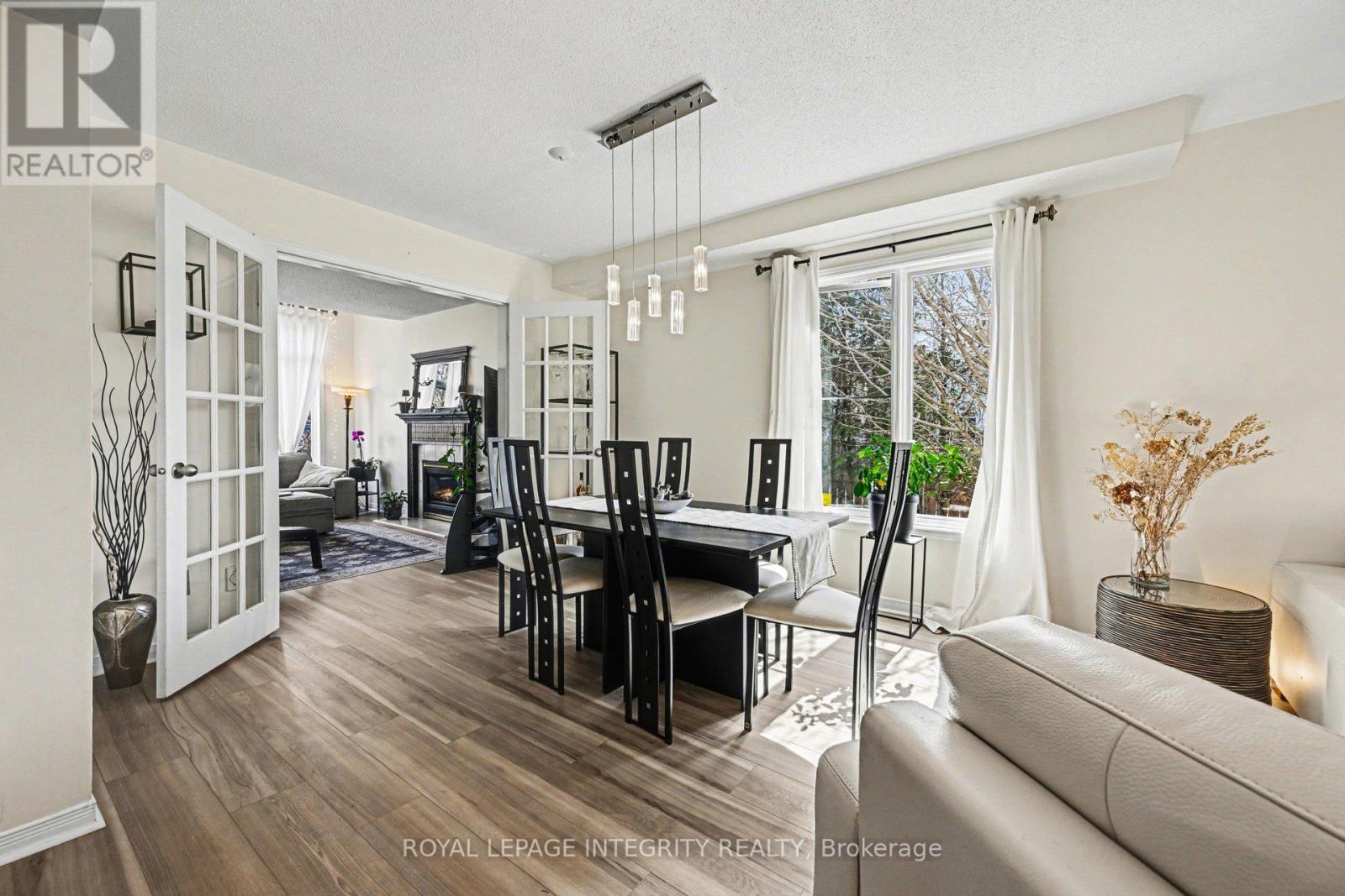 52 KINCARDINE DRIVE