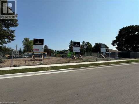 162 DAWN Avenue Guelph ON N1G5J9