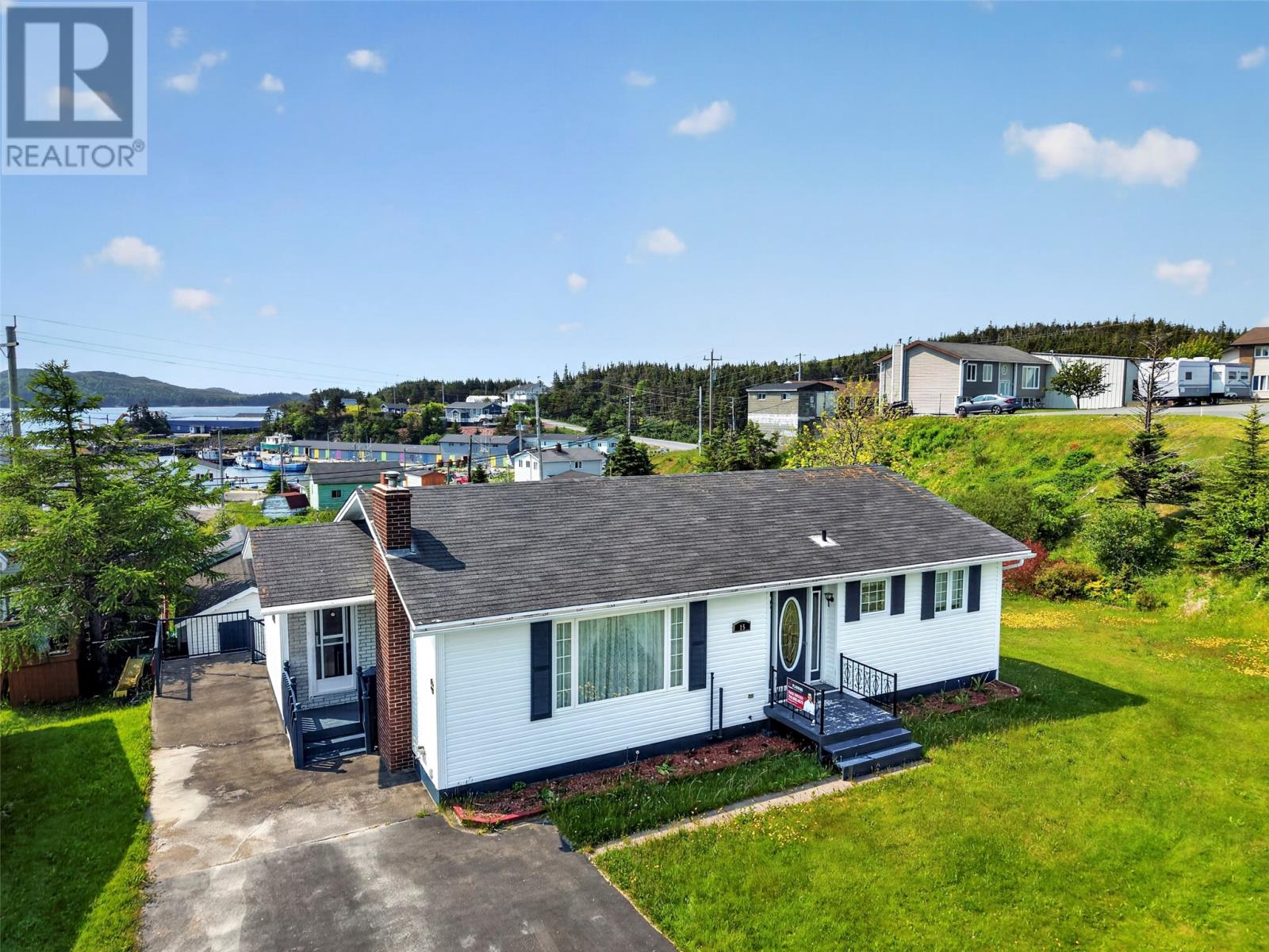 15 Bayview Drive