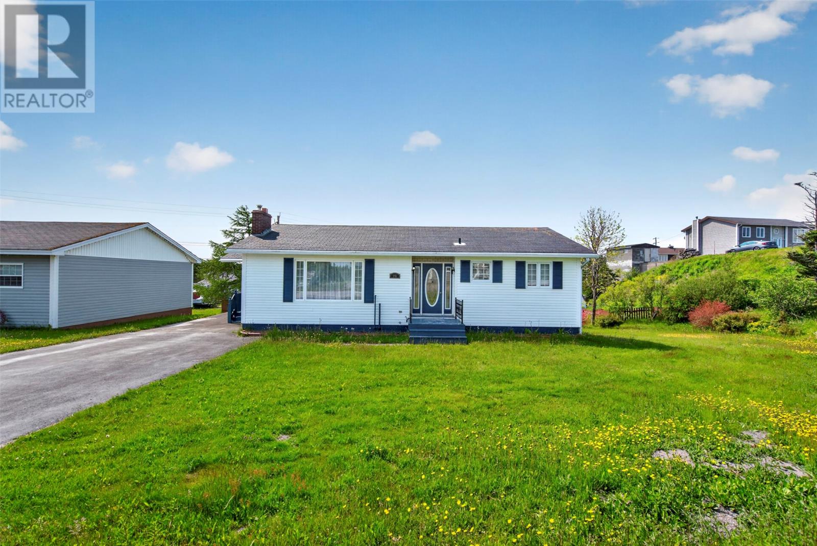 15 Bayview Drive