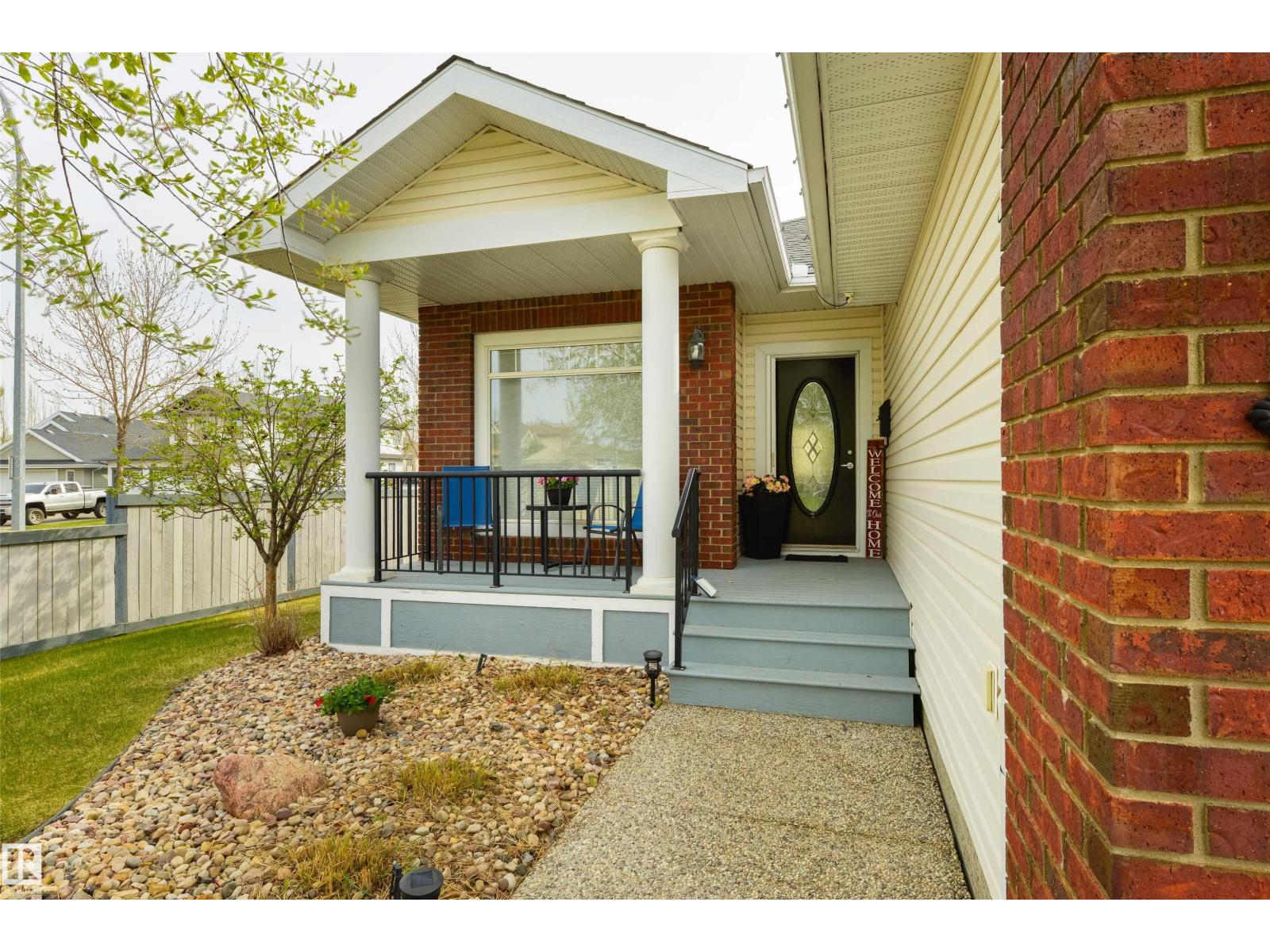 46 LONGVIEW CR