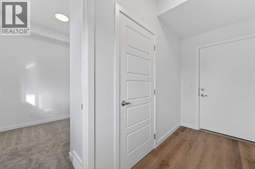 32 Red Embers Plaza NE