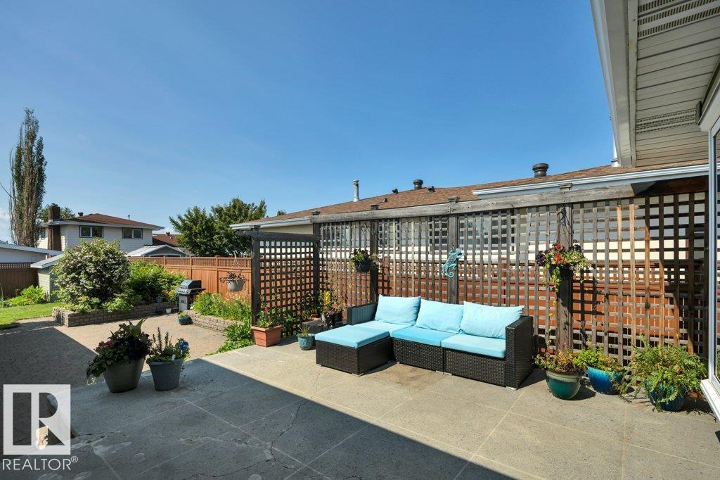6960 21 AV NW