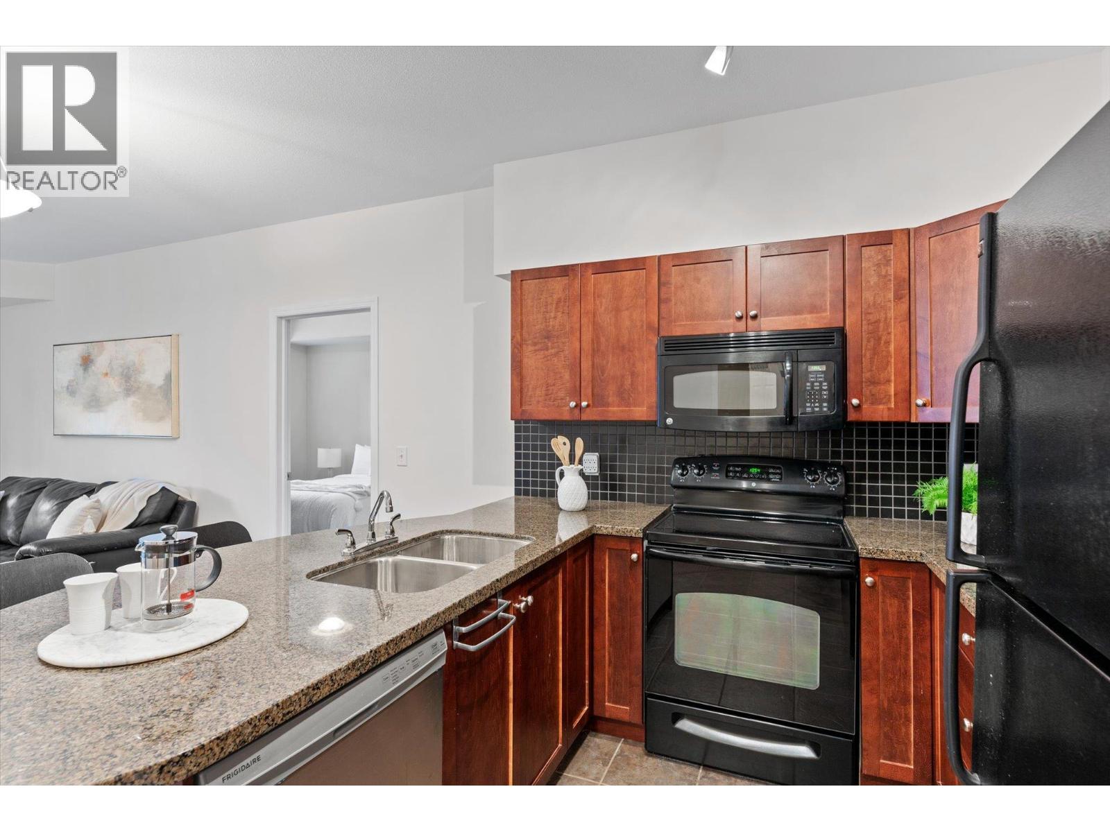 1875 Country Club Drive Unit# 1317