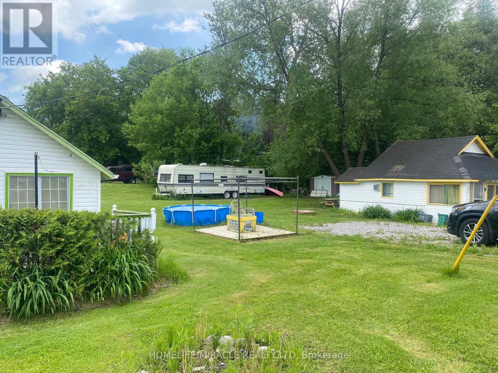 1 & 2 - 211 DUNNETTE LANDING ROAD