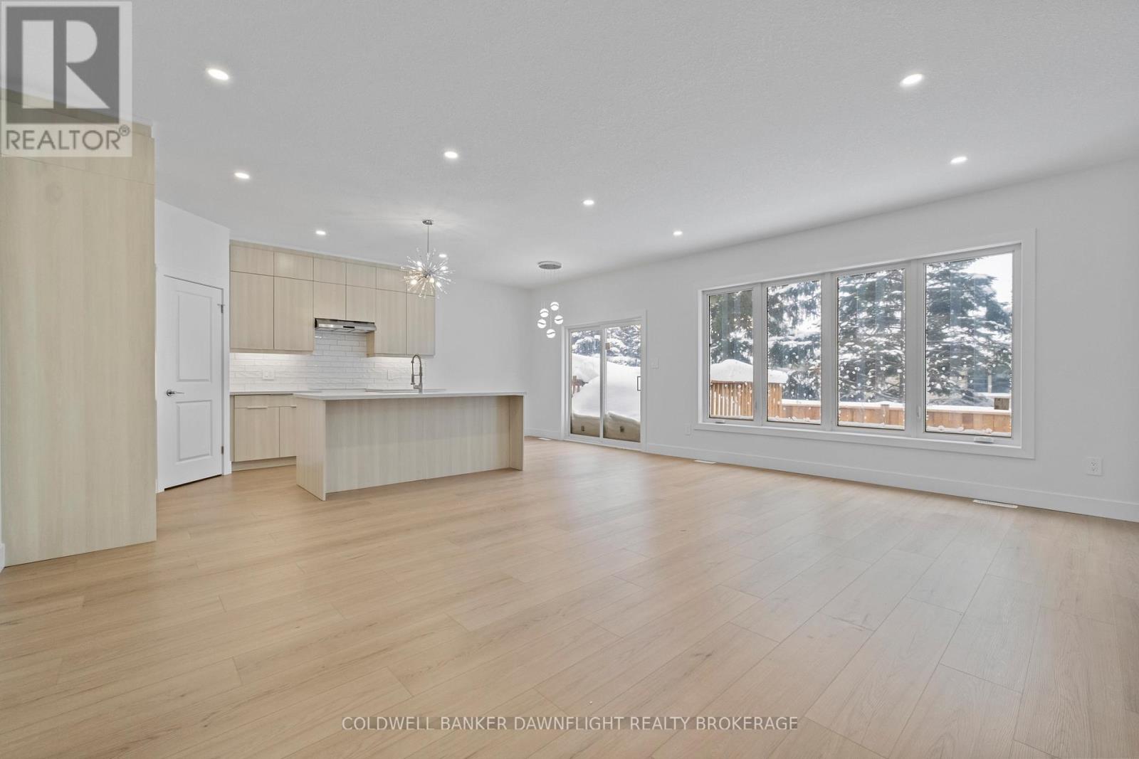 56 MOONLIGHT COURT