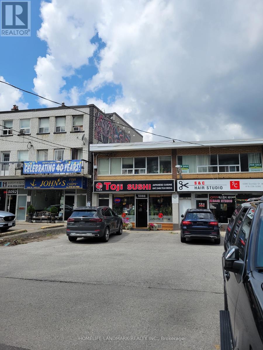 5088 DUNDAS STREET W