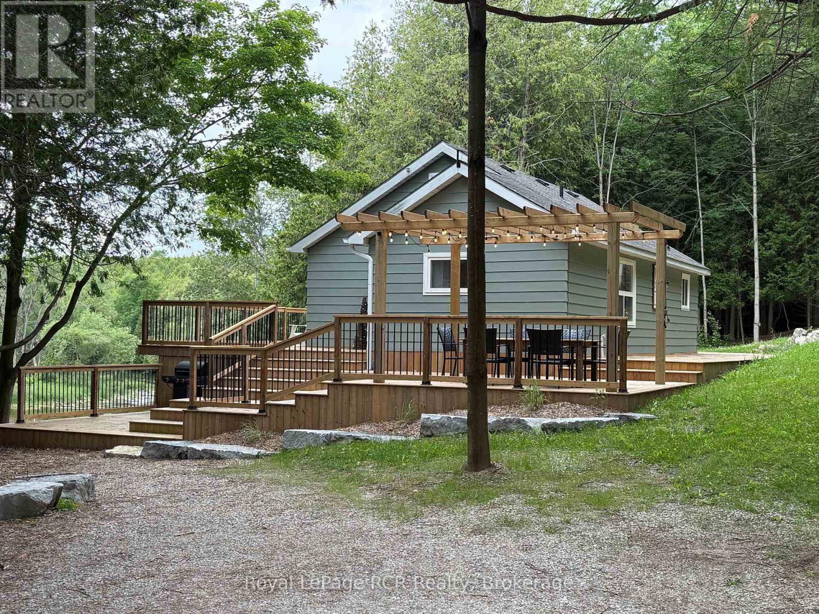 384275 CONCESSION 4