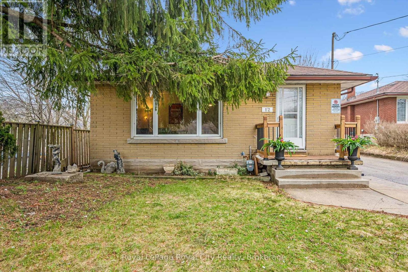 12 DELMAR BOULEVARD