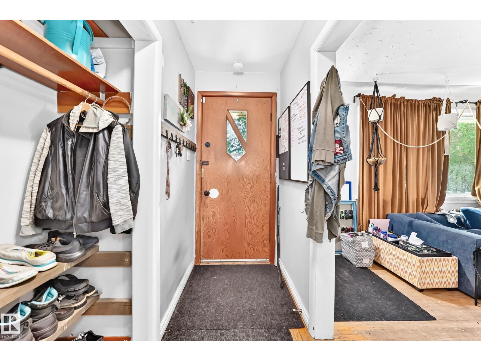 12718 126 ST NW