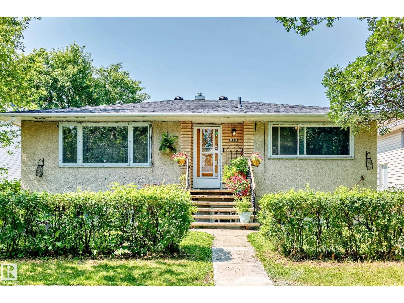 12718 126 ST NW