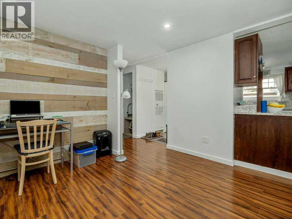 123 Dalhousie Court W