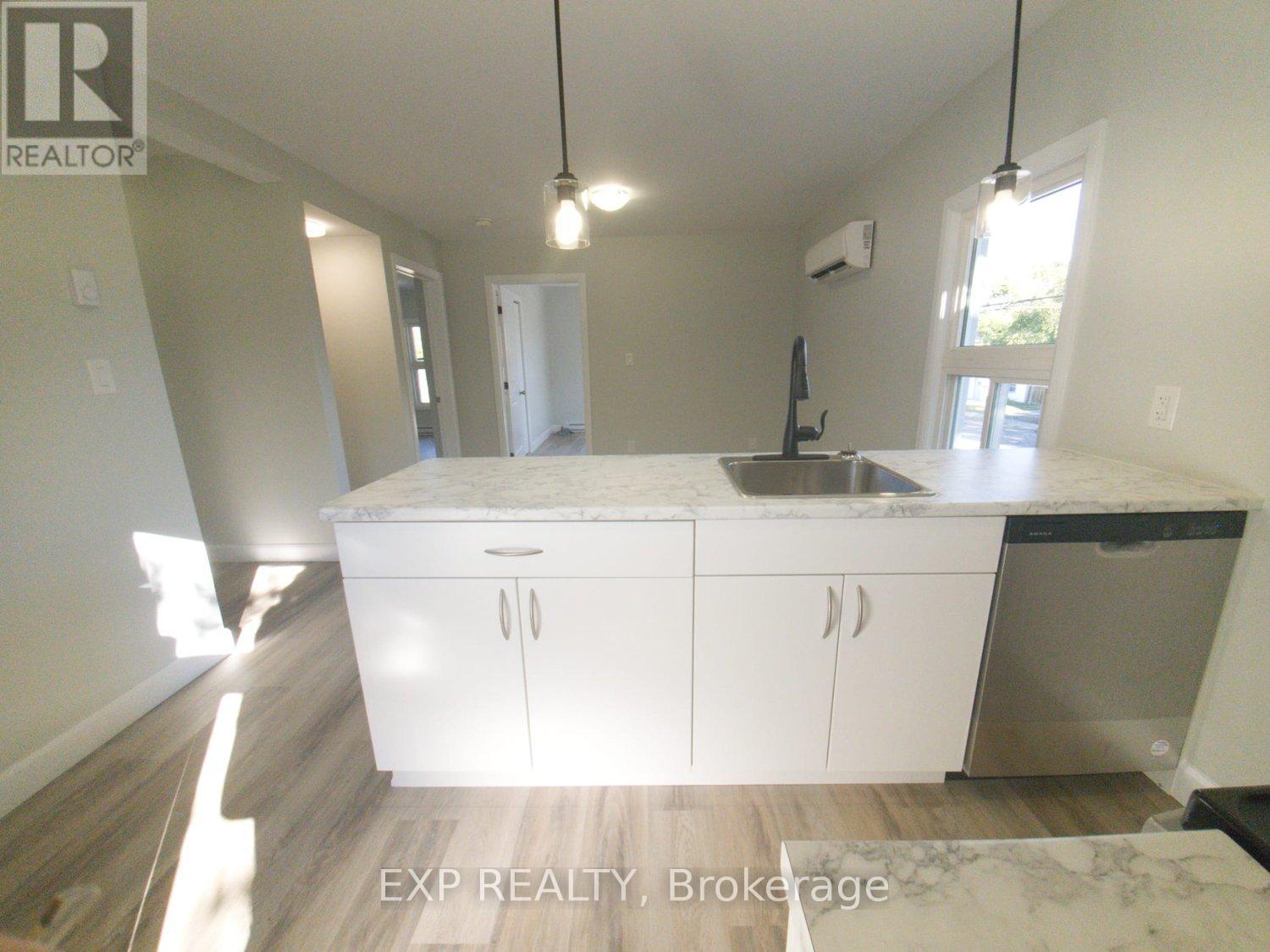 UNIT B - 63 EMILY STREET