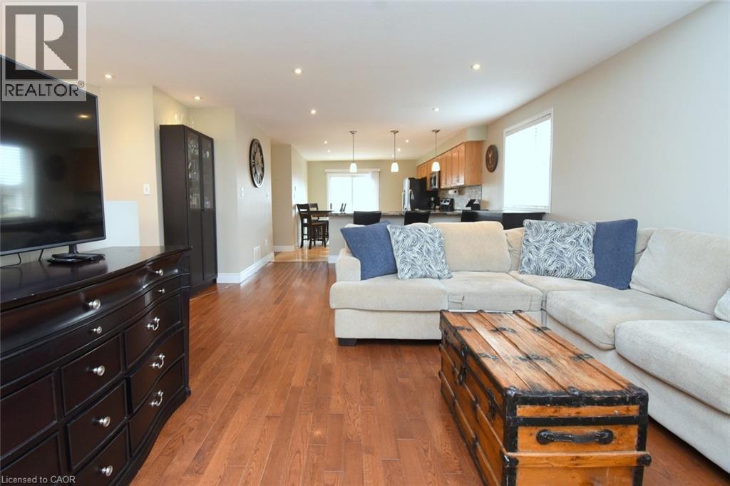 21 GLENGARY Crescent