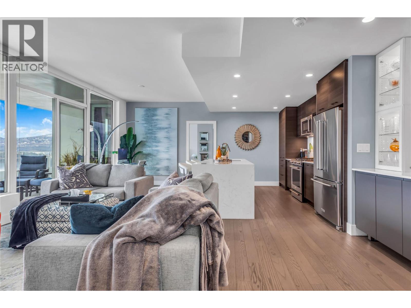 1181 Sunset Drive Unit# 2004