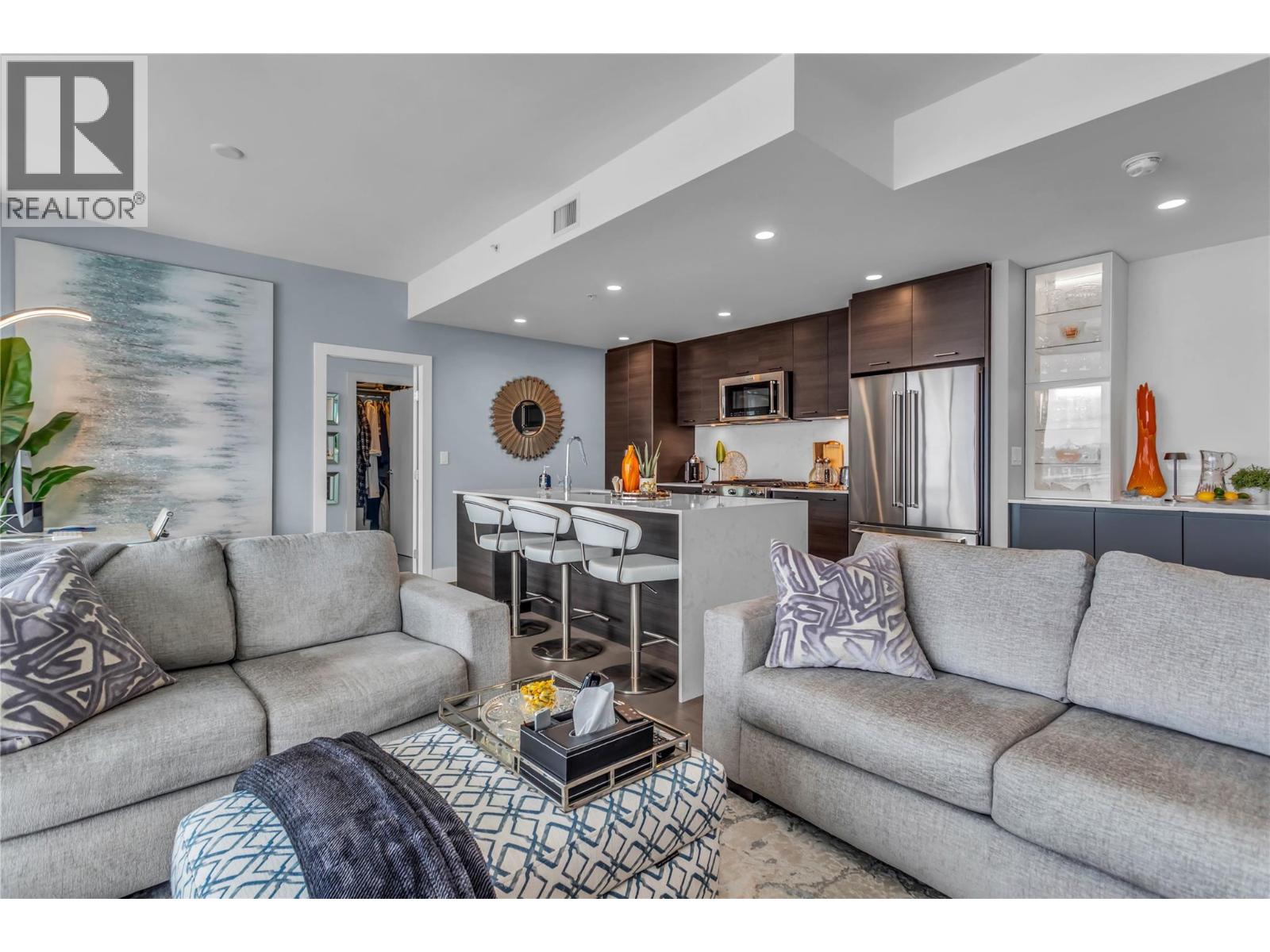 1181 Sunset Drive Unit# 2004