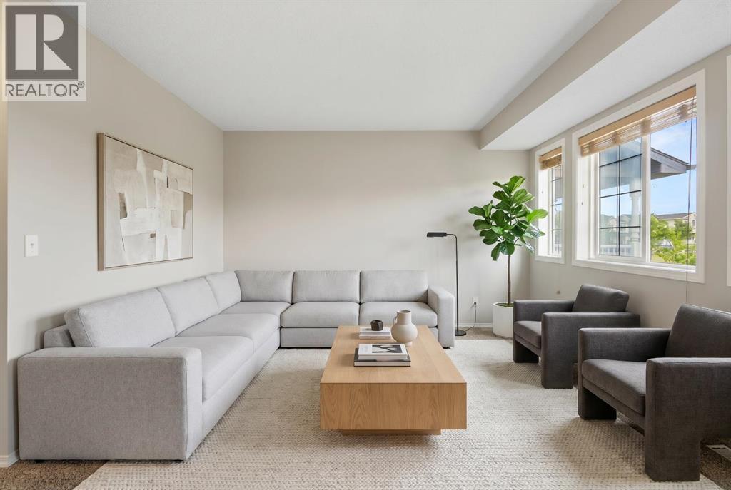 5 Taralake Terrace NE