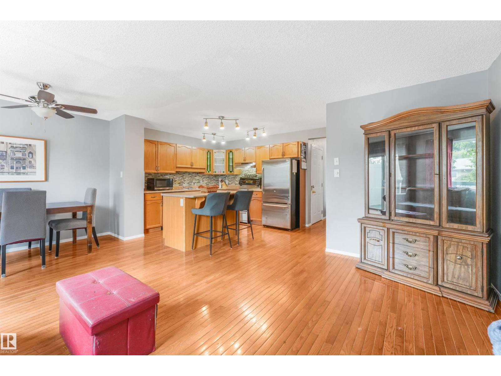 #19 15215 126 ST NW