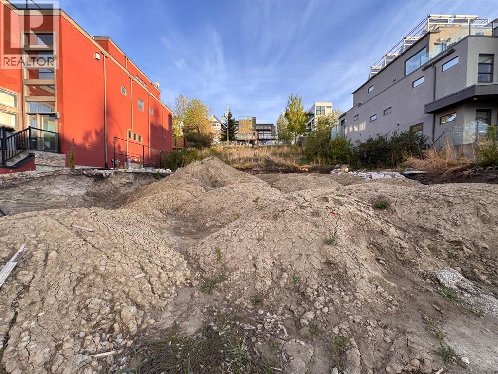 1931 28 Avenue SW