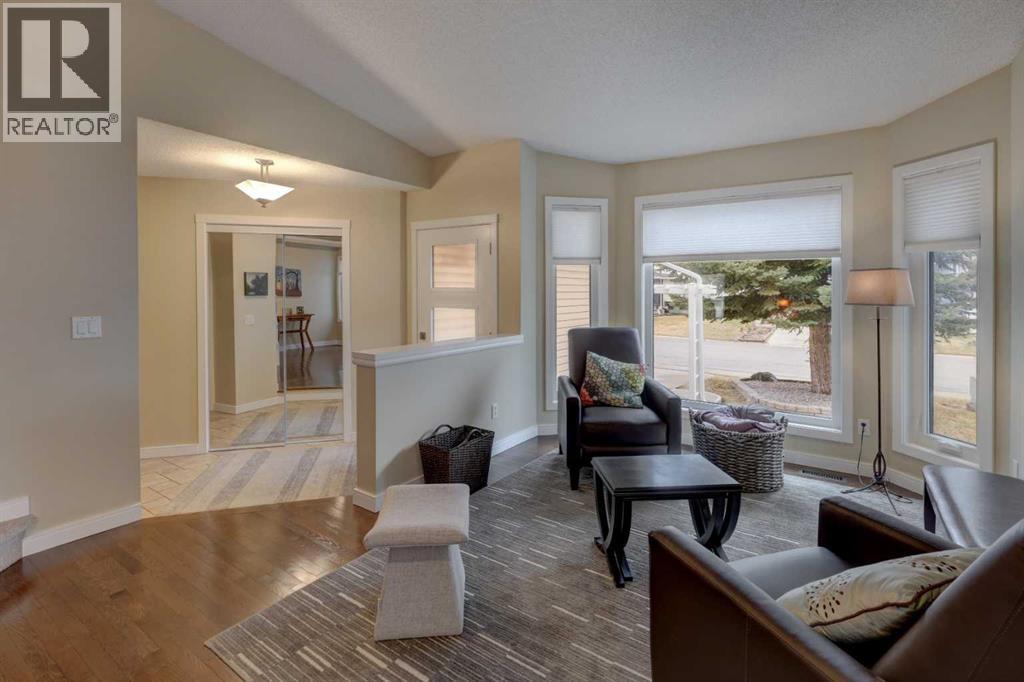 19 Riverstone Crescent SE