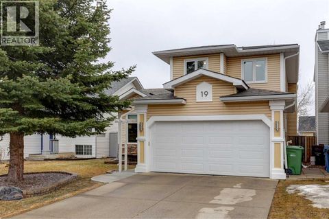19 Riverstone Crescent SE Calgary AB T2C4A4