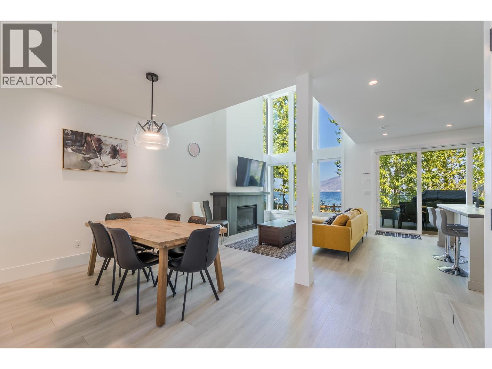 3240 Landry Crescent