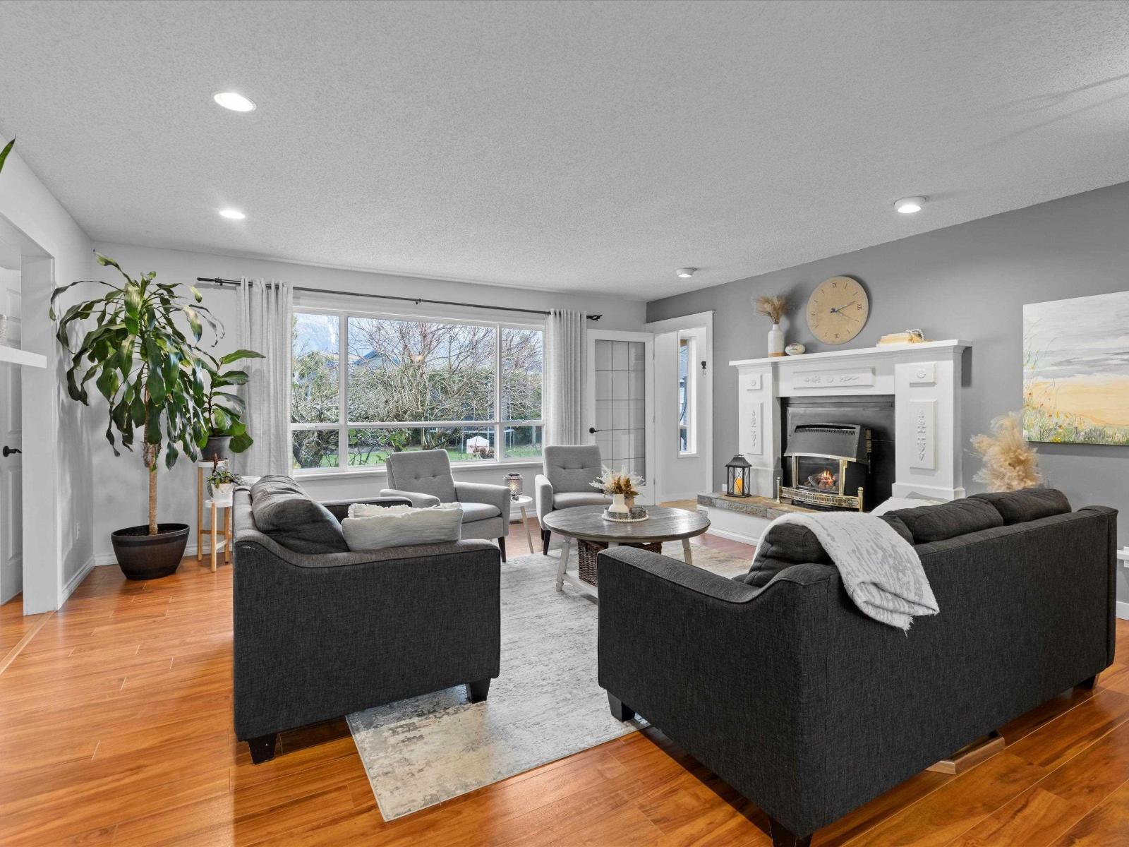 6909 FRASER DRIVE|Agassiz