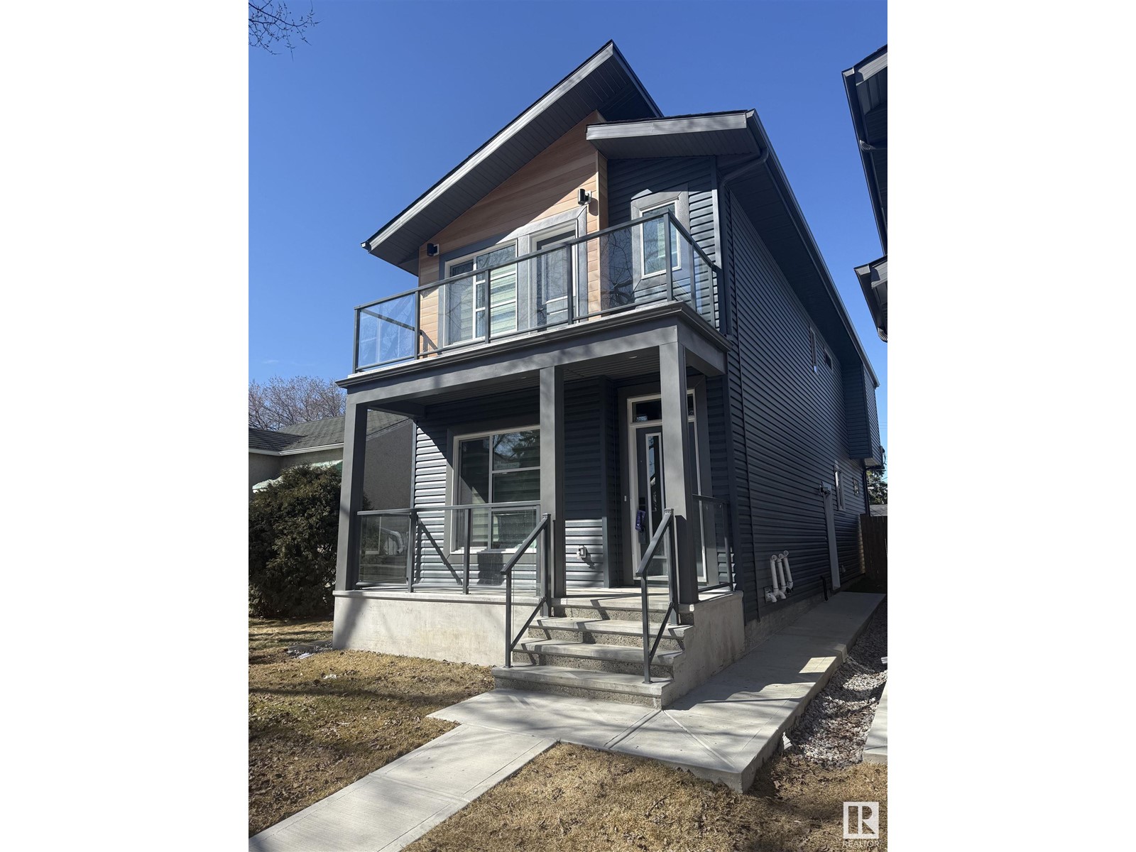12110 123 ST NW NW