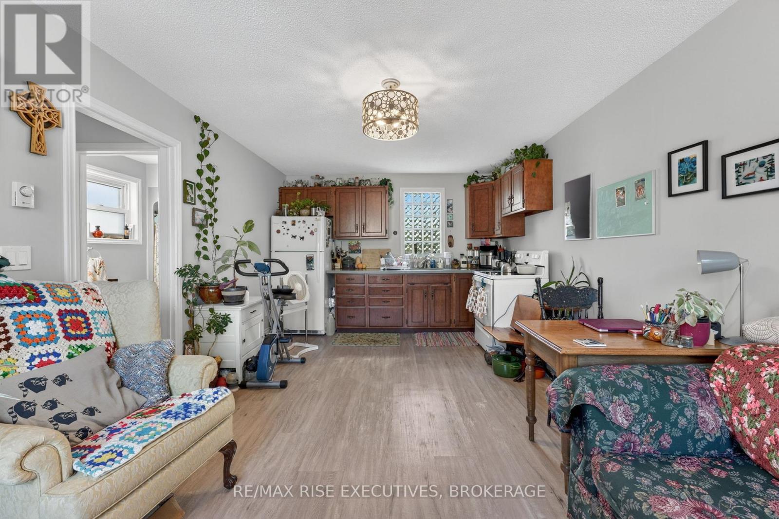 115 LIVINGSTON AVENUE