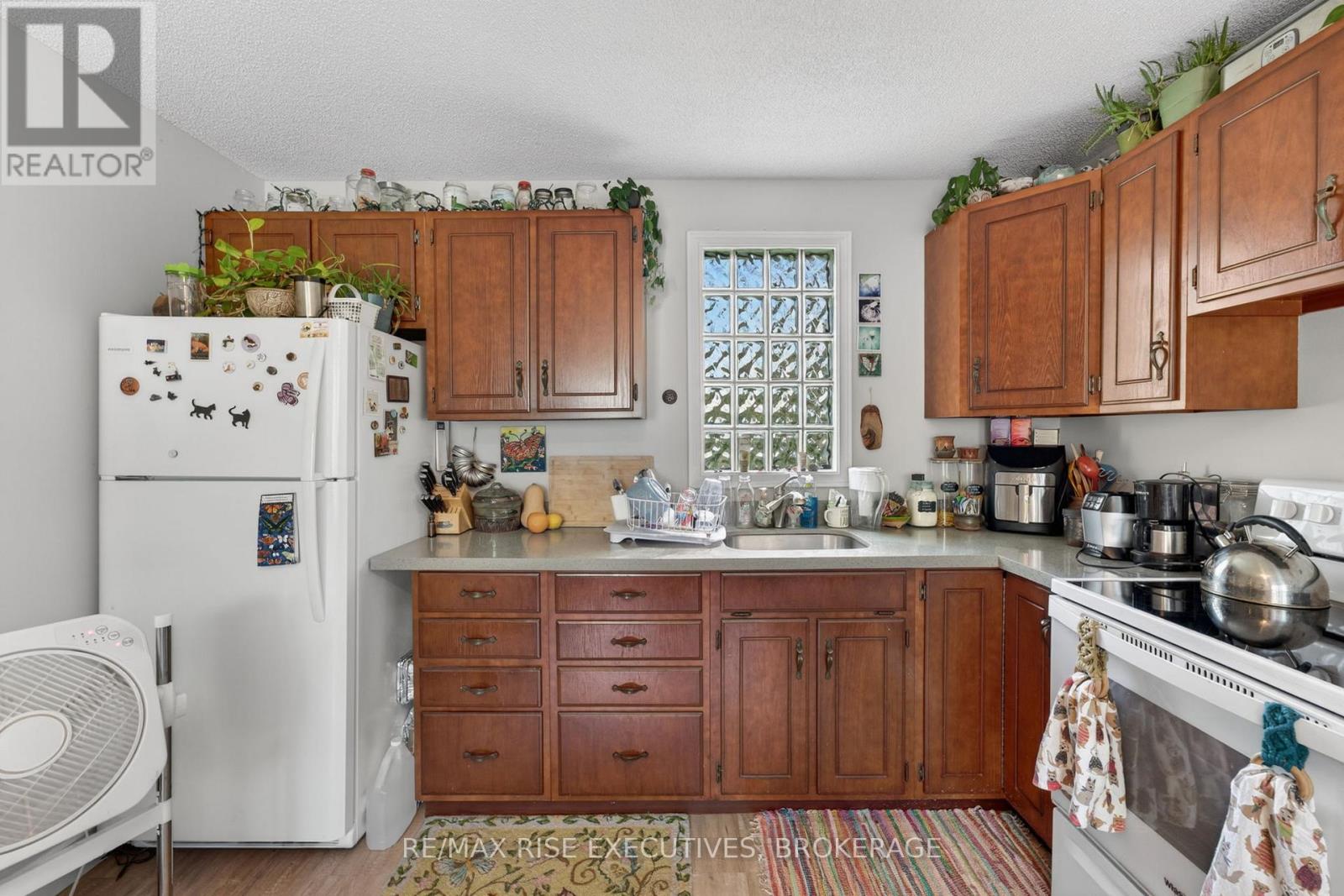 115 LIVINGSTON AVENUE