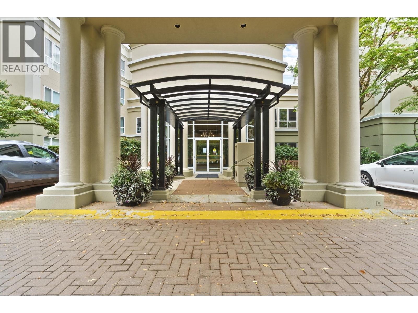 130 3098 GUILDFORD WAY