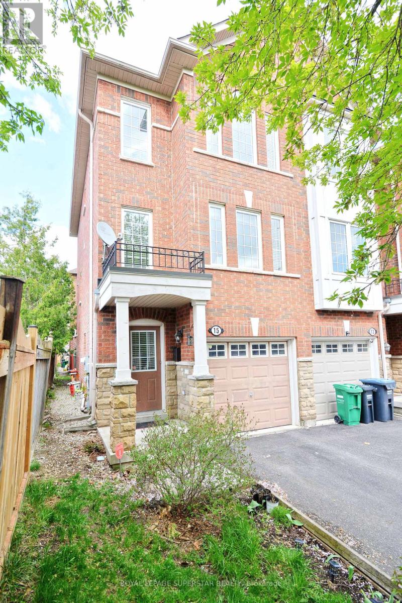 15 GEMSTONE LANE