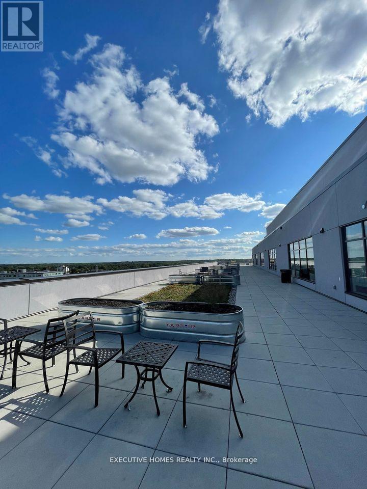 611 - 1 WELLINGTON STREET