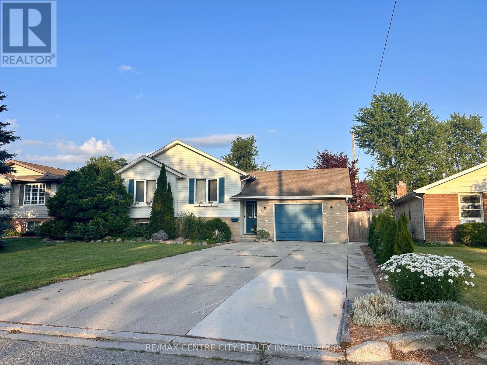 Photo 1 of 31 — 78 CHITTIM ROAD, Chatham-Kent (Blenheim), ON N0P1A0