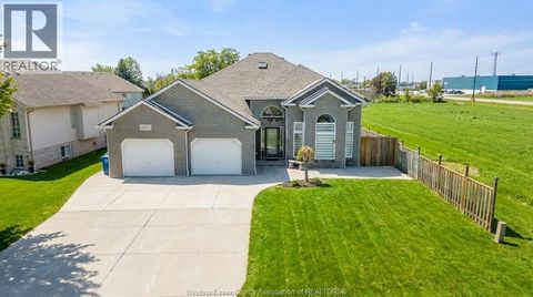 11971 SHIFF DRIVE Tecumseh ON N8N0G2