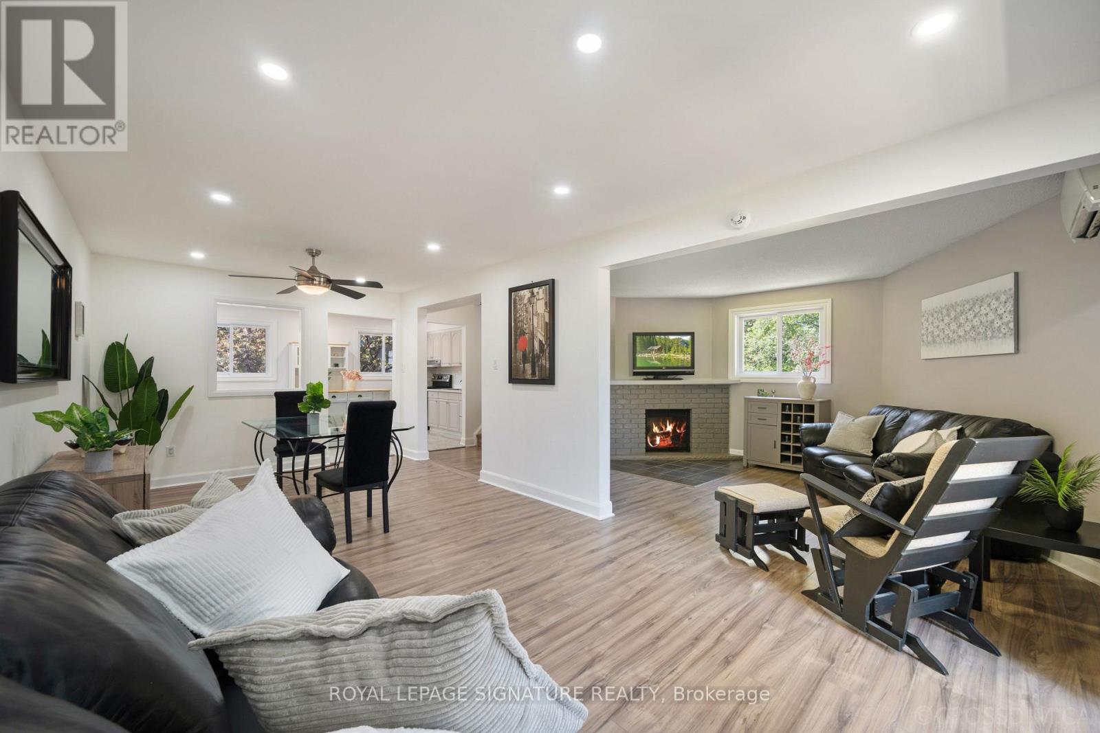Photo 1 of 39 — 14 - 3100 KINGSTON ROAD Unit 14, Toronto (Cliffcrest), ON M1M3T4