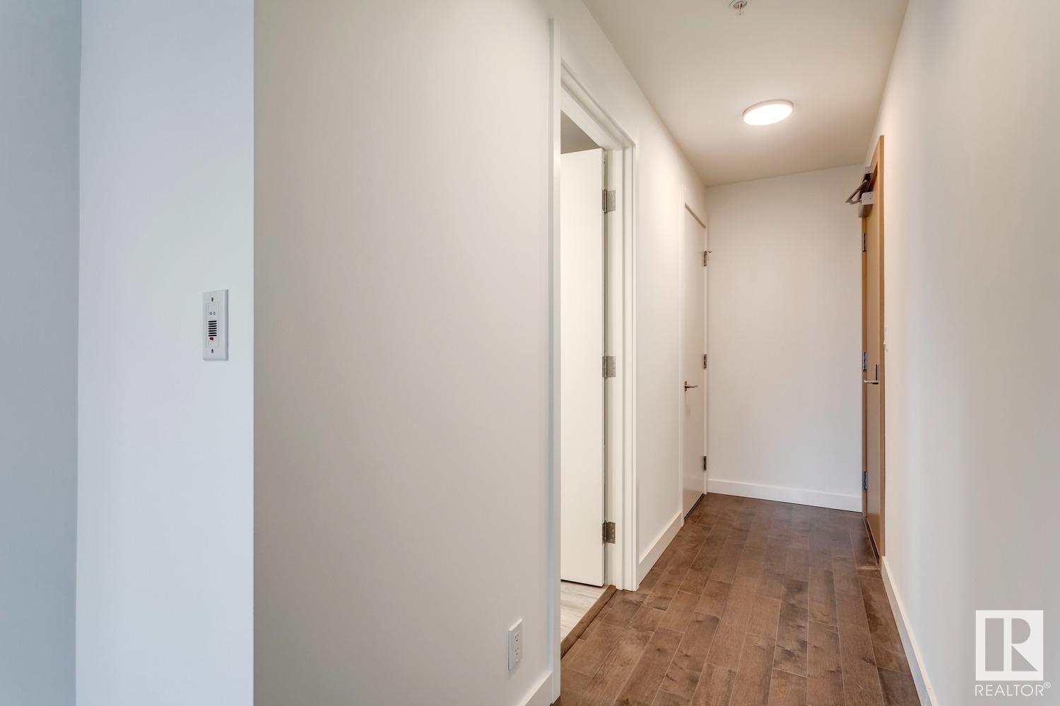 #3307 10360 102 ST NW