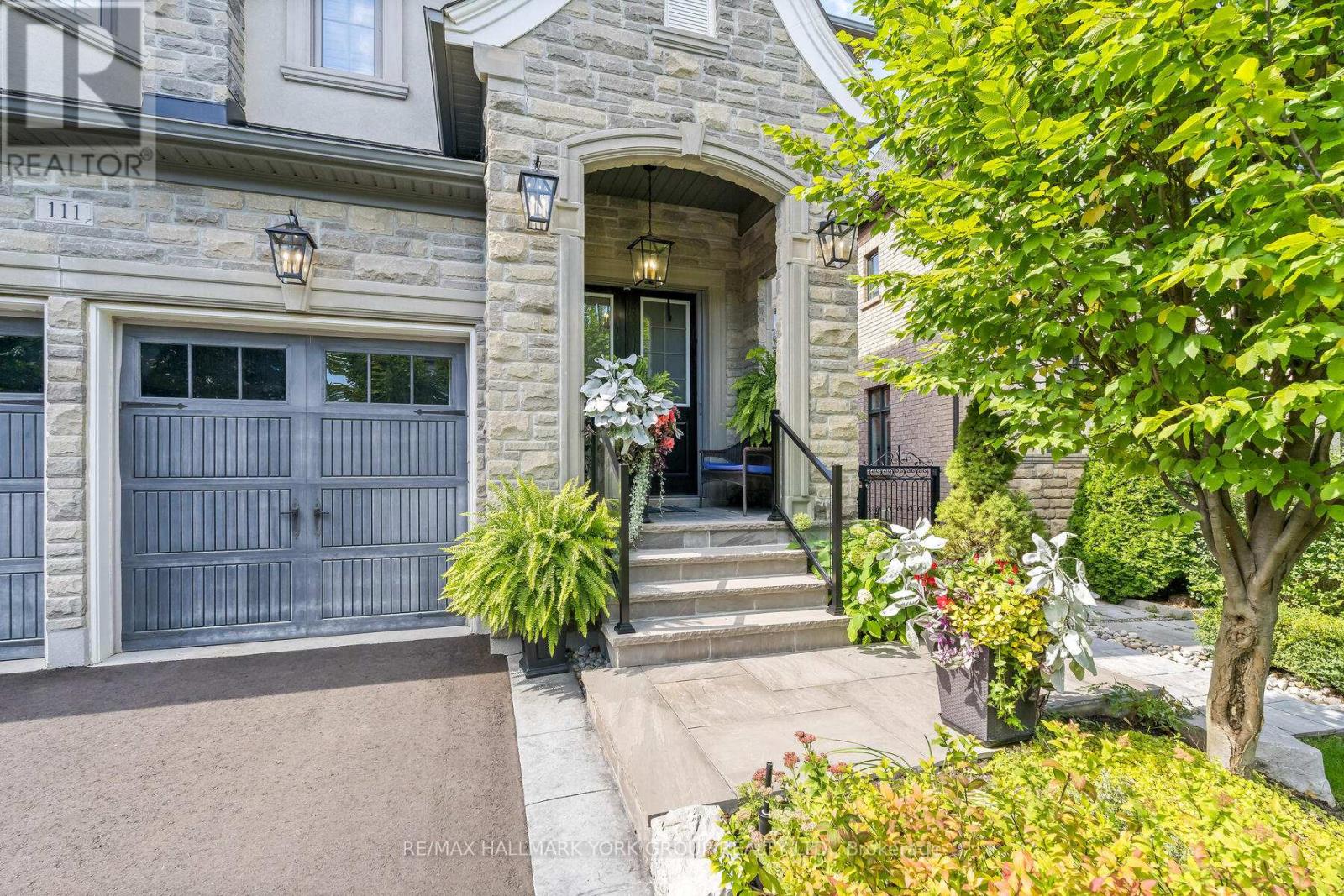 111 ROBERT BERRY CRESCENT
