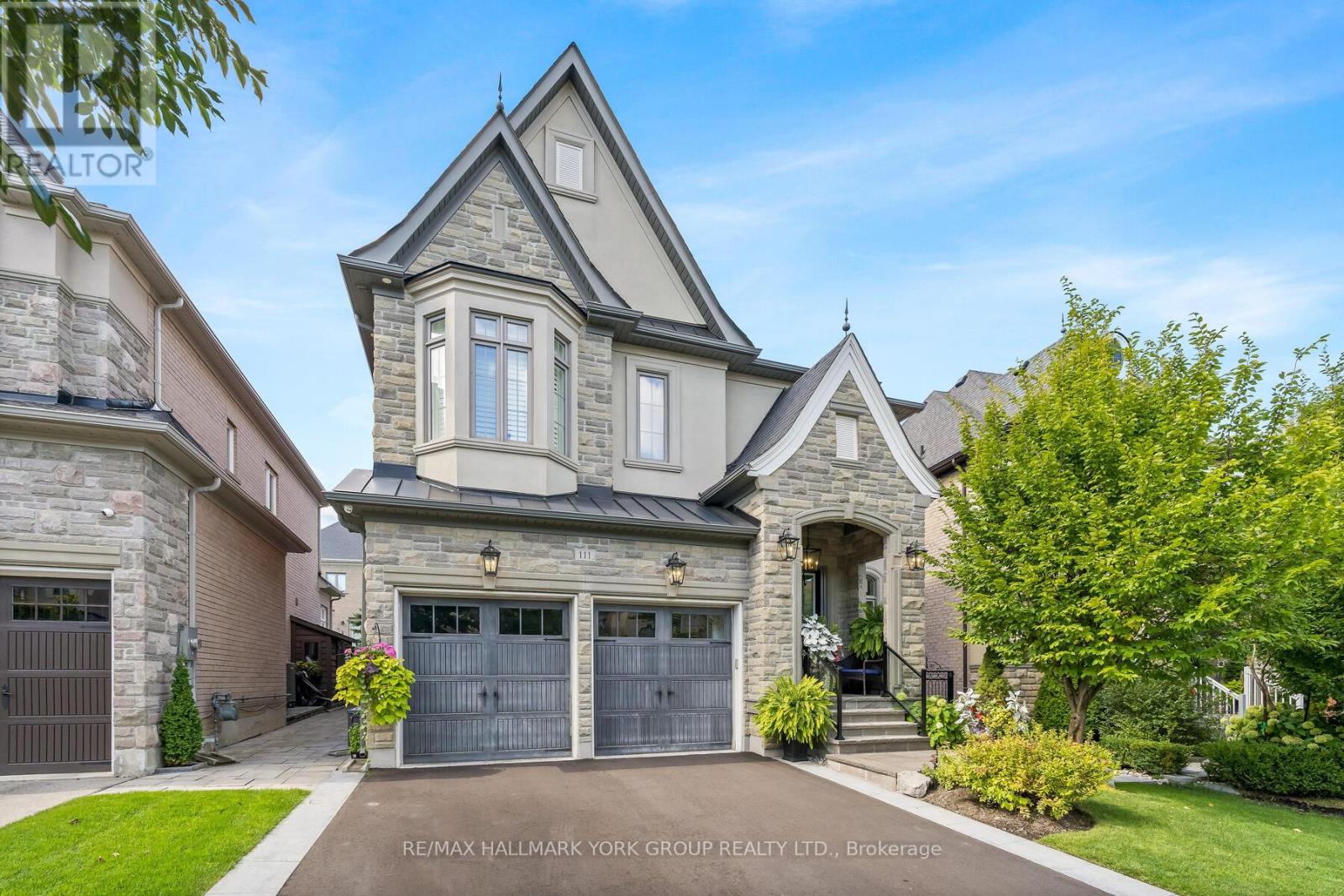 111 ROBERT BERRY CRESCENT