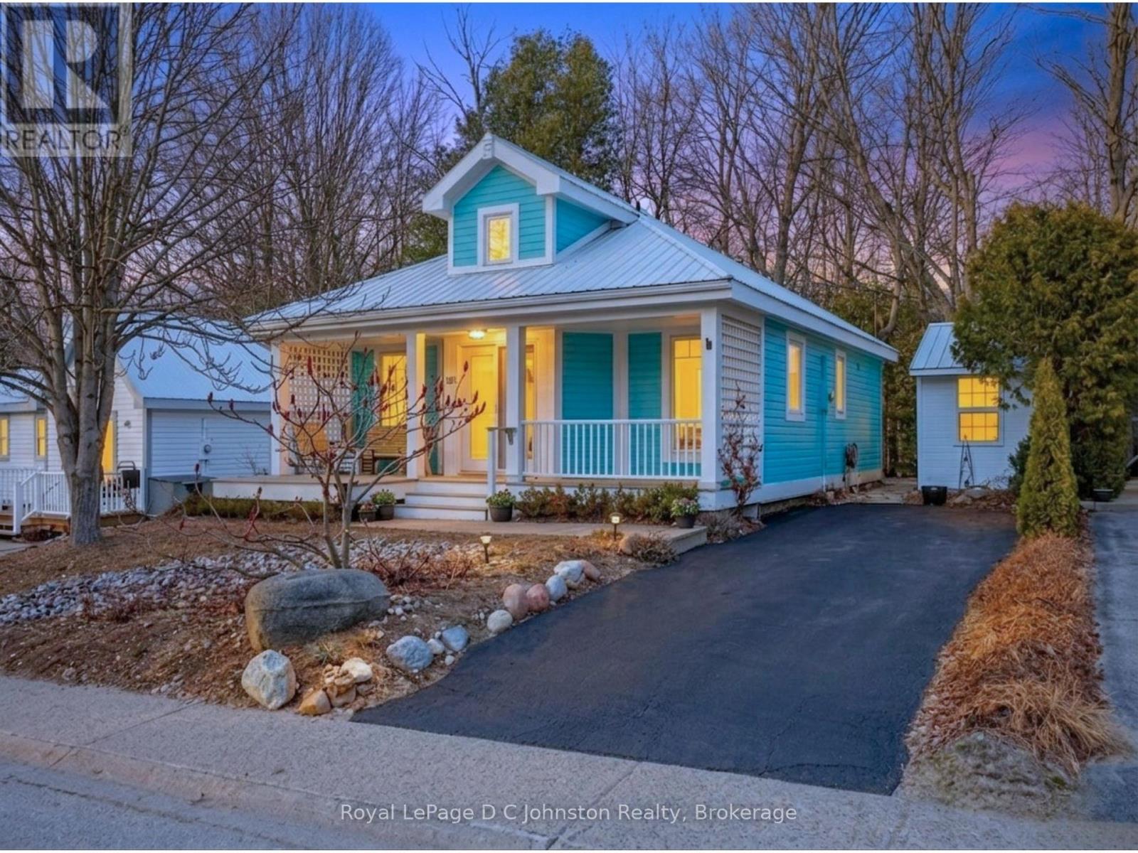 106 - 383 MCNABB STREET