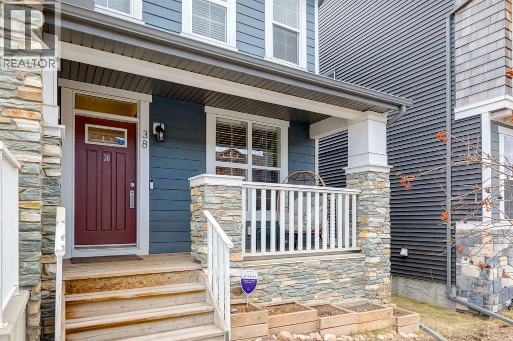 38 Legacy Boulevard SE