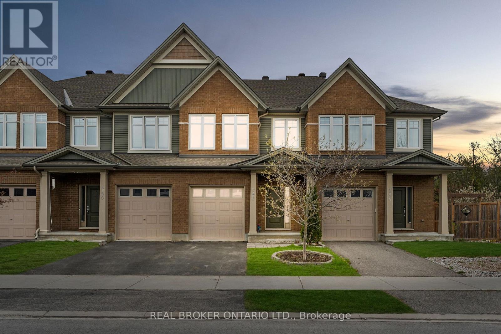 792 CEDAR CREEK DRIVE