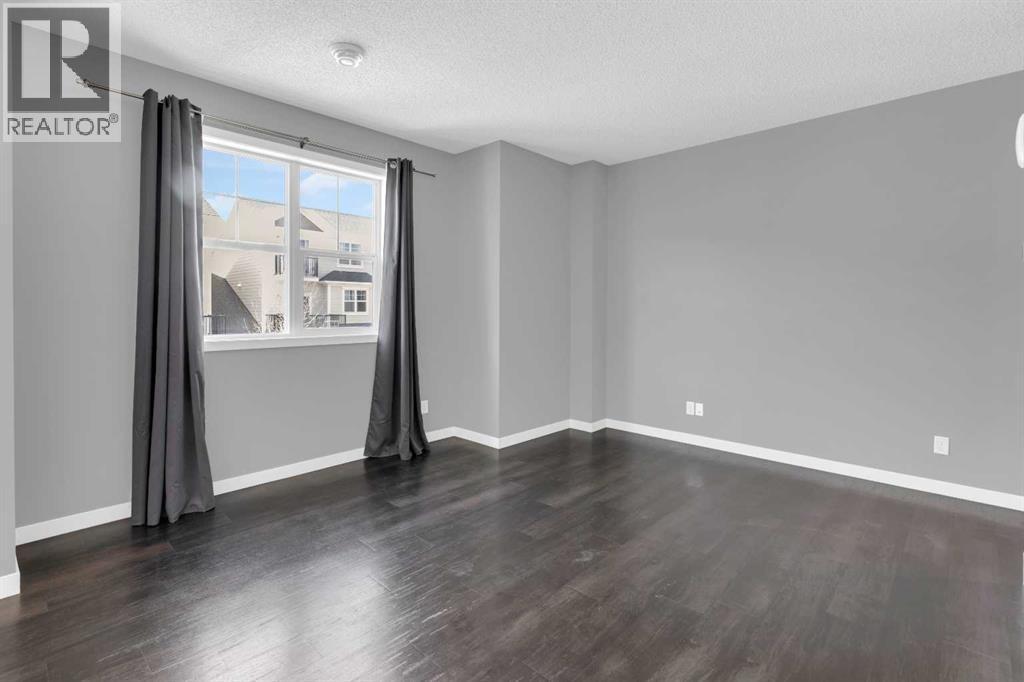 907, 881 Sage Valley Boulevard NW