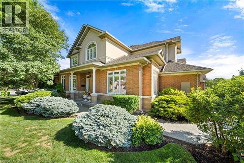 4165 STONEBRIDGE Crescent Burlington ON L7M4N2