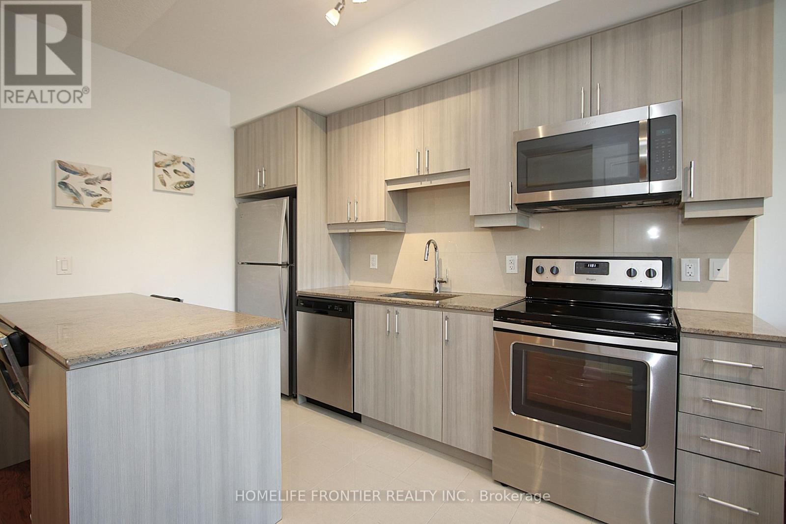 218 - 9191 YONGE STREET