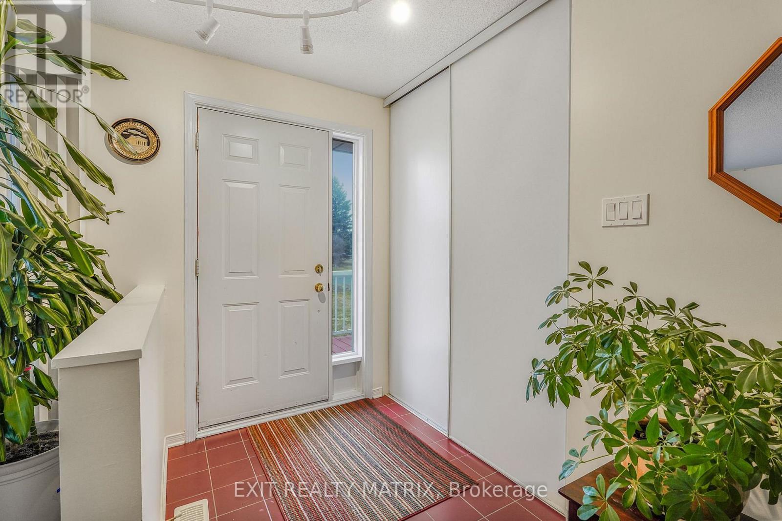 6454 WATERBURY LANE - Photo 4