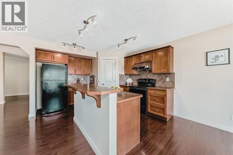 273 Silverado Plains Close SW Calgary AB T2X0G6